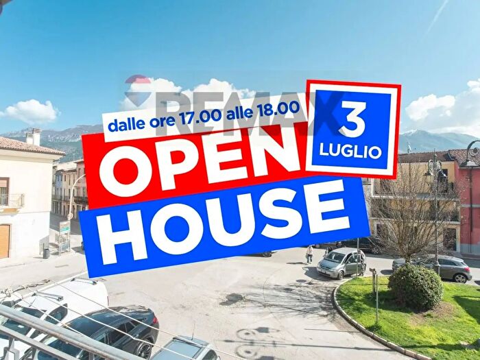 Appartamento bilocale in vendita in Piazza I Maggio, Pratola Peligna