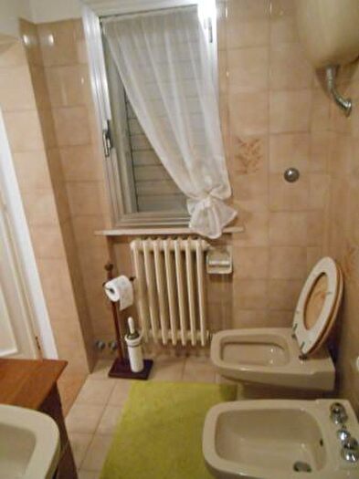 Appartamento con 5 locali in vendita in Via Spina, Jesi