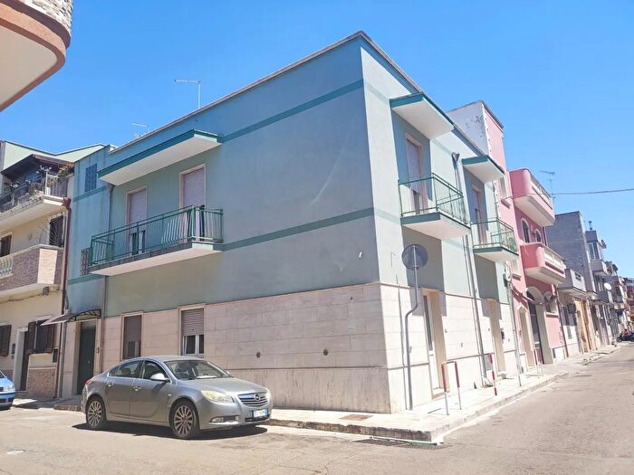 Appartamento trilocale in vendita in Via Udine, Brindisi