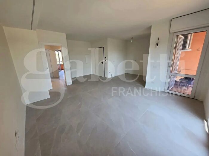 Appartamento trilocale in vendita in Via Mazzini, Sesto San Giovanni
