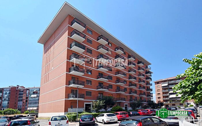 Appartamento trilocale in vendita in Via Germania, Borgaro Torinese