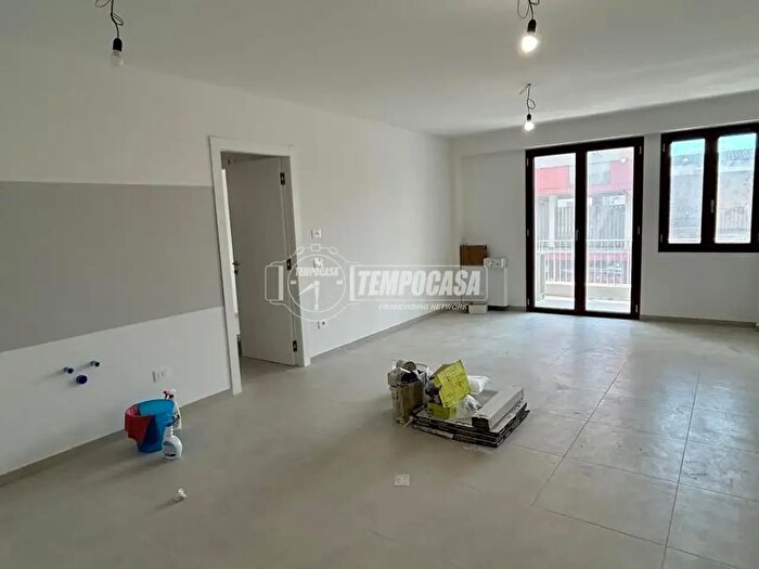 Appartamento trilocale in vendita in Via Lombardia, Oristano