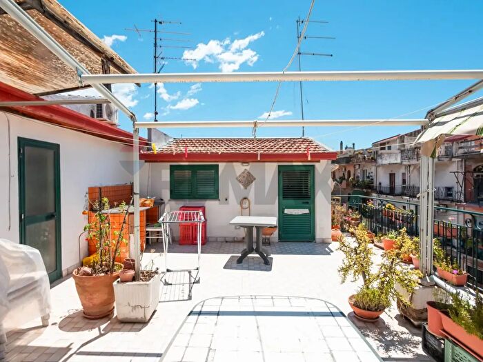 Appartamento quadrilocale in vendita in Via Francavilla, Taormina