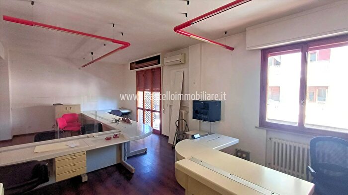 Appartamento quadrilocale in vendita in Via Mameli, Chiusi