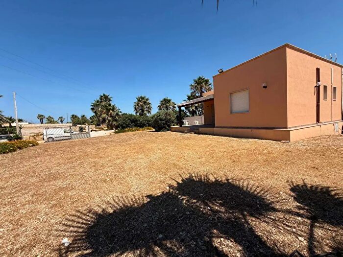 Casa trilocale in affitto in Lido Sibilliana, Marsala