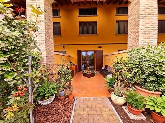 Casa quadrilocale in vendita in Strada Maretto, Parma