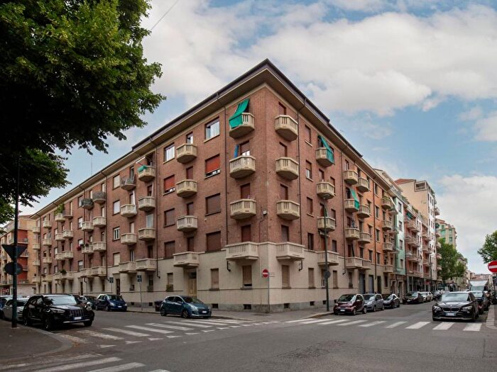 Appartamento bilocale in affitto in Via Valentino Carrera, Parella, Torino