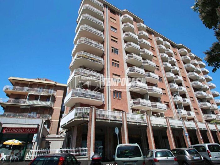 Appartamento trilocale in affitto in Piazza Conti di Rebaudengo A, Rebaudengo, Torino