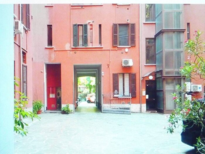 Appartamento bilocale in affitto in Via Correggio, Amendola Buonarroti, Milano