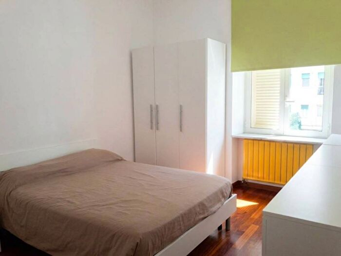 Appartamento bilocale in affitto in Via Gioacchino Rossini, Vomero, Napoli