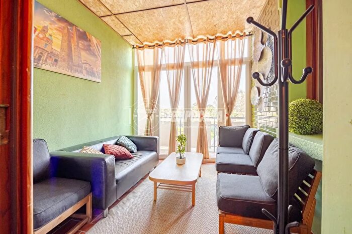 Appartamento con 5 locali in vendita in Calderara Di Reno