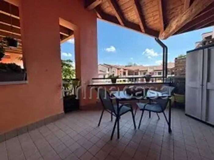 Appartamento quadrilocale in vendita in Corso Vittorio Emanuele Ll N, Villafranca Di Verona