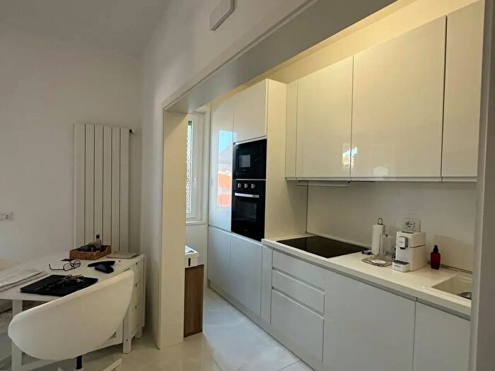 Appartamento trilocale in vendita in Viareggio