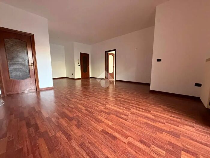 Appartamento quadrilocale in vendita in Via Archimede, San Sebastiano Al Vesuvio