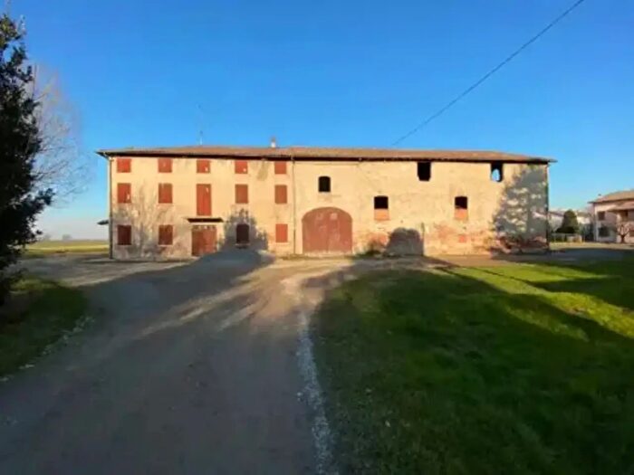 Casa con 6 locali in vendita in Via Gazzata, San Martino In Rio