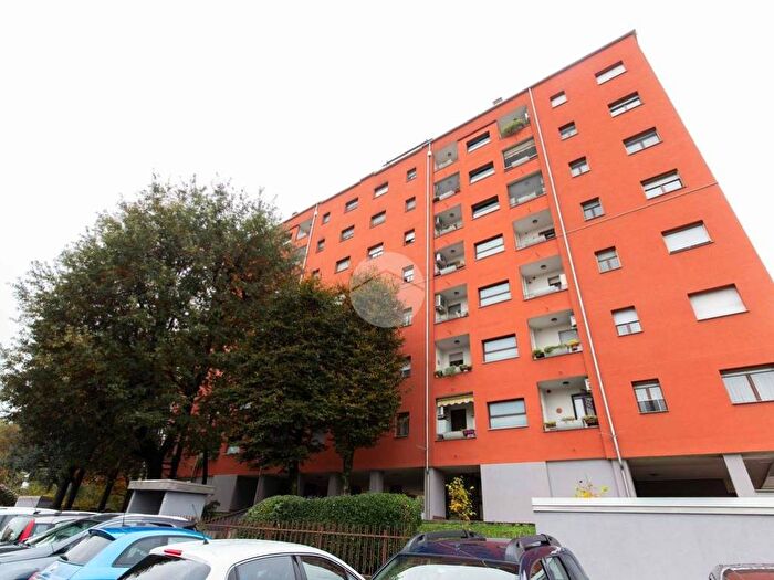 Appartamento trilocale in affitto in Via Vittorio Alfieri, Centro, Settimo Milanese