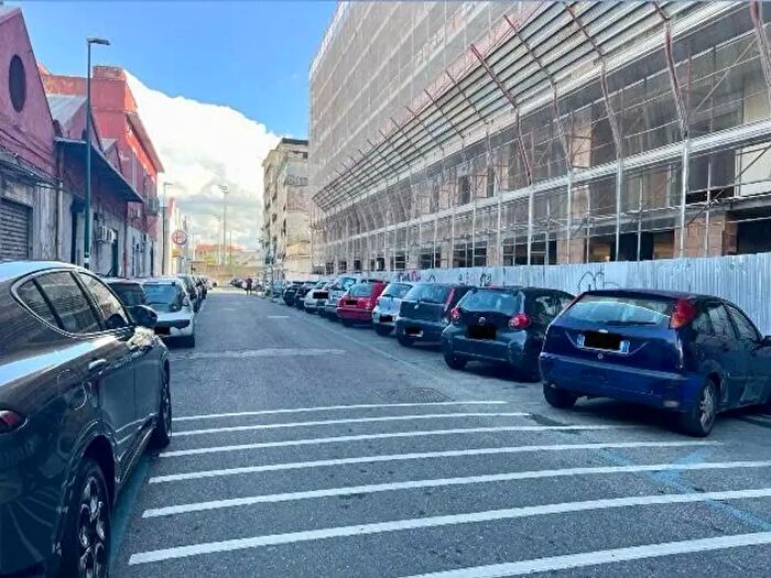 Appartamento in vendita in Via Federico Persico, Napoli