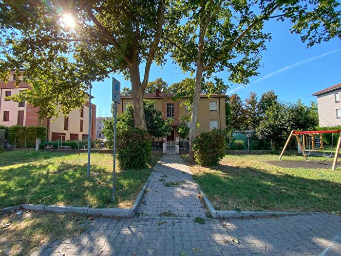 Appartamento trilocale in affitto in Via Carlo Lugli, Ospedale, Carpi