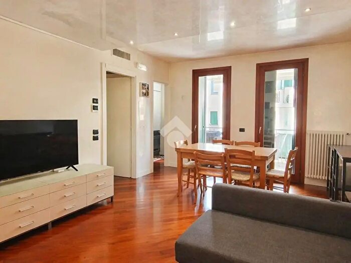 Appartamento trilocale in vendita in Viale G Lacchin, Sacile