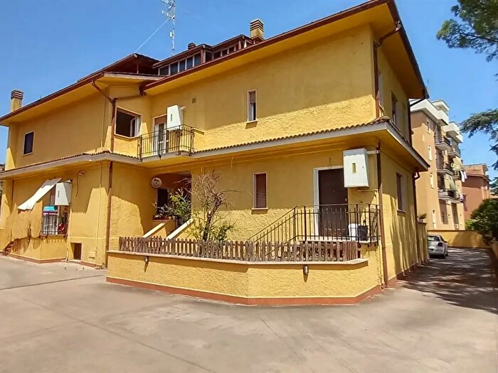 Appartamento bilocale in vendita in Via Giuseppe Garibaldi, Guidonia Montecelio