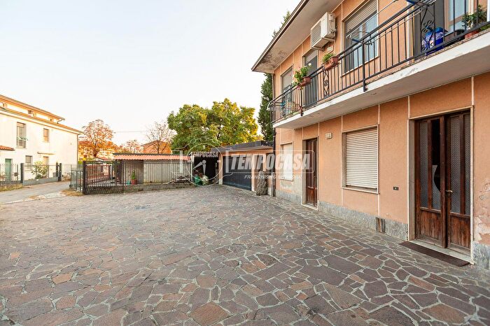 Casa con 6 locali in vendita in Caravaggio