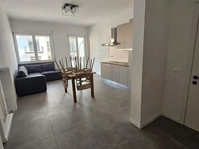 Appartamento quadrilocale in vendita in Via Merano, Verona