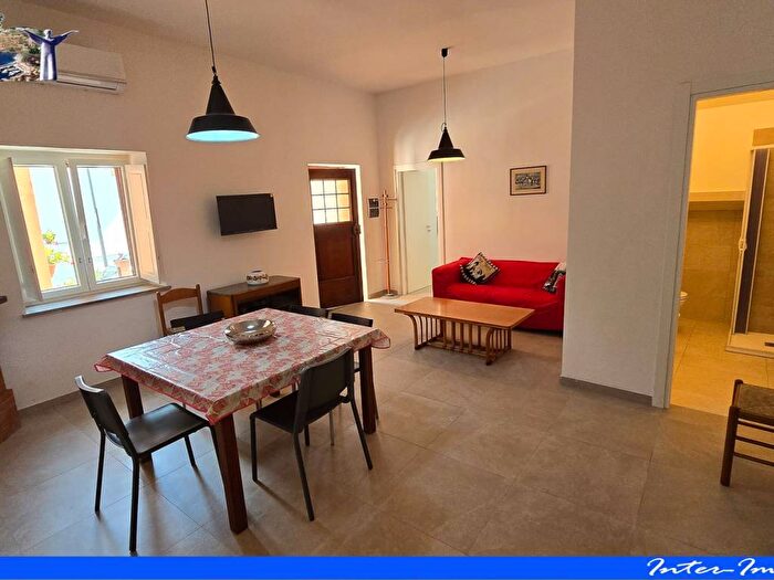 Appartamento trilocale in affitto in Largo Palazzo, Centro, Maratea