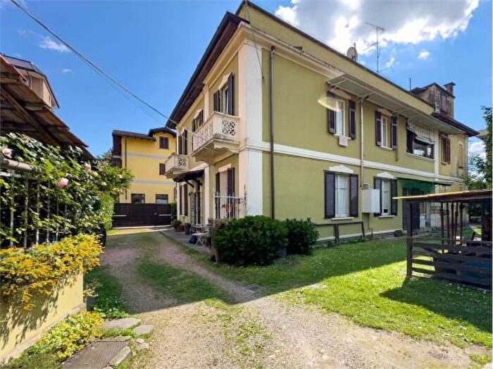 Case in Vendita e in Affitto - 2