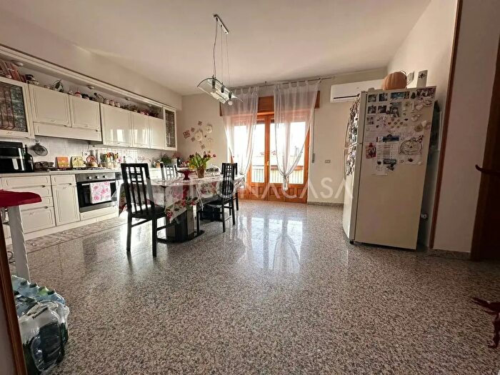 Appartamento quadrilocale in vendita in Via Mortara Ravagnese, Reggio Calabria