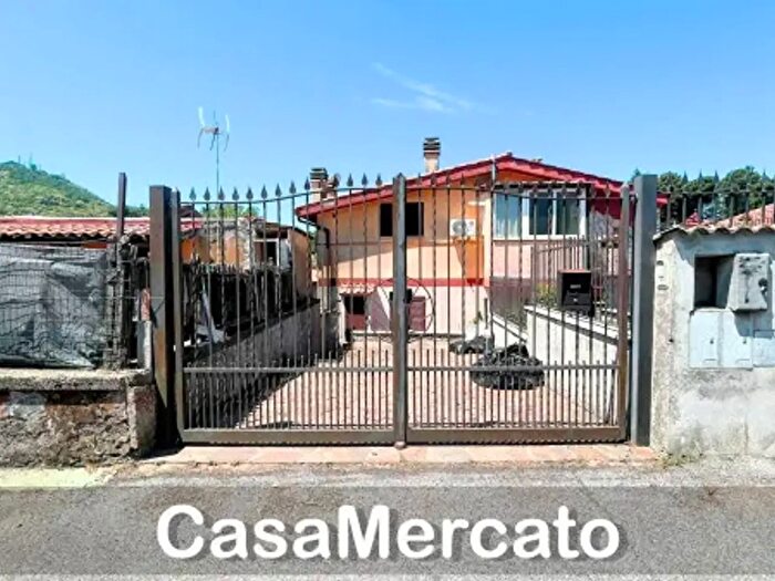 Appartamento trilocale in vendita in Via Rocca Priora, Rocca Di Papa