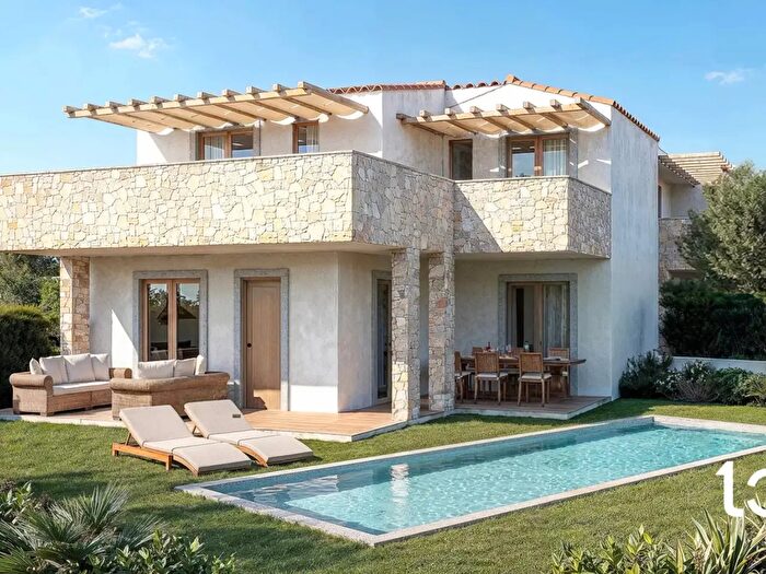 Casa quadrilocale in vendita in San Teodoro