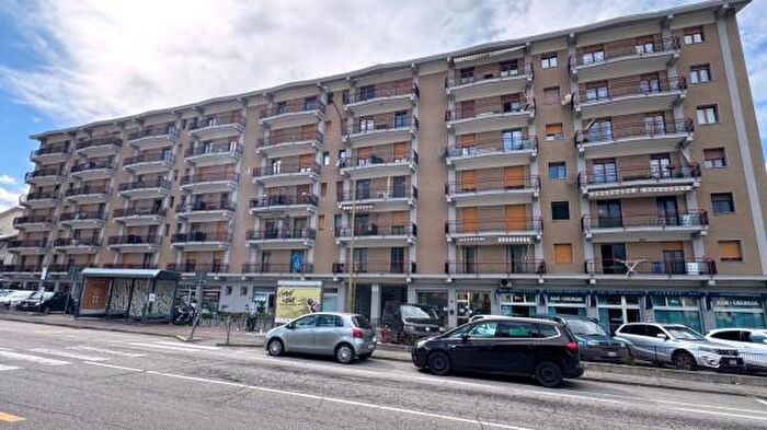 Appartamento trilocale in vendita in Via Clavalité, Aosta