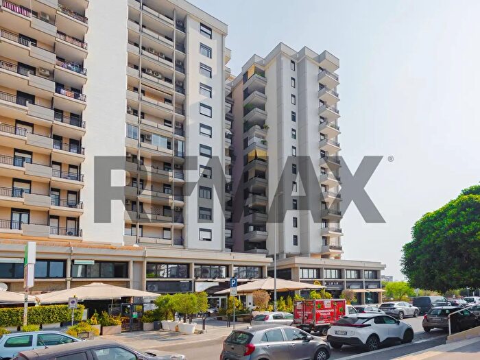 Appartamento quadrilocale in vendita in Via Cardinale Agostino Ciasca, Bari
