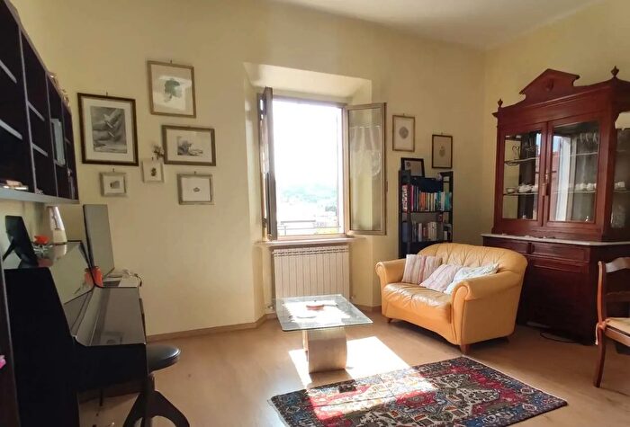 Appartamento trilocale in vendita in Ancona