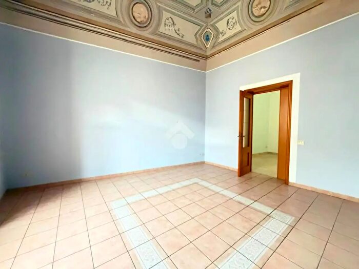 Casa con 8 locali in vendita in Casa Indipendente Vico Barone, Lucera