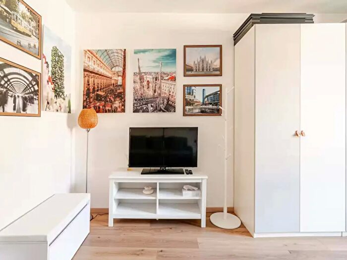 Appartamento monolocale in affitto in Via Luigi Porro Lambertenghi, Milano