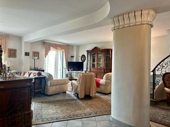 Appartamento con 5 locali in vendita in Via Tre Monti, Milazzo