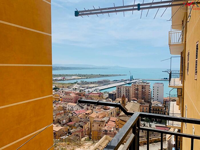 Appartamento quadrilocale in vendita in Via Firenze, Porto Empedocle