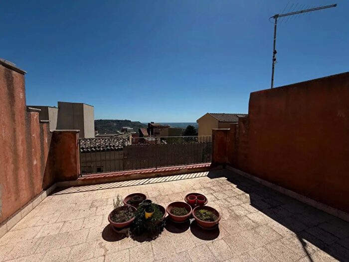 Casa quadrilocale in vendita in Buscemi