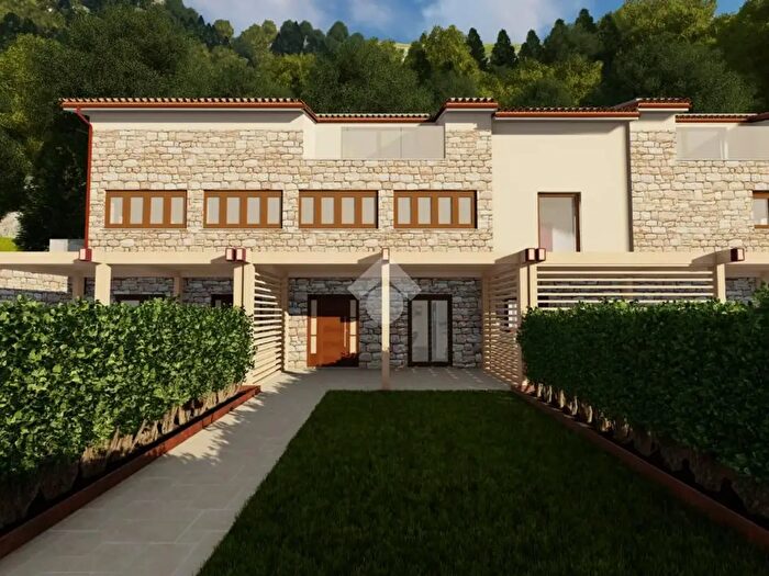 Appartamento trilocale in vendita in Via Eremo delle Carceri, Assisi