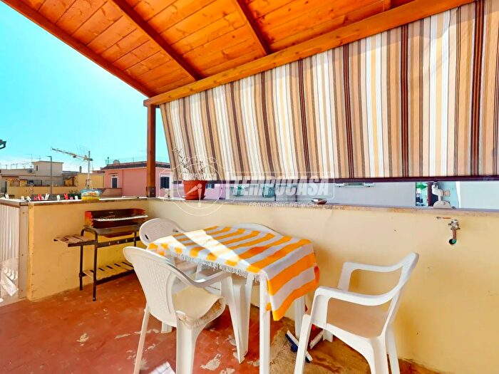 Appartamento bilocale in vendita in Via Ussana, Fiumicino