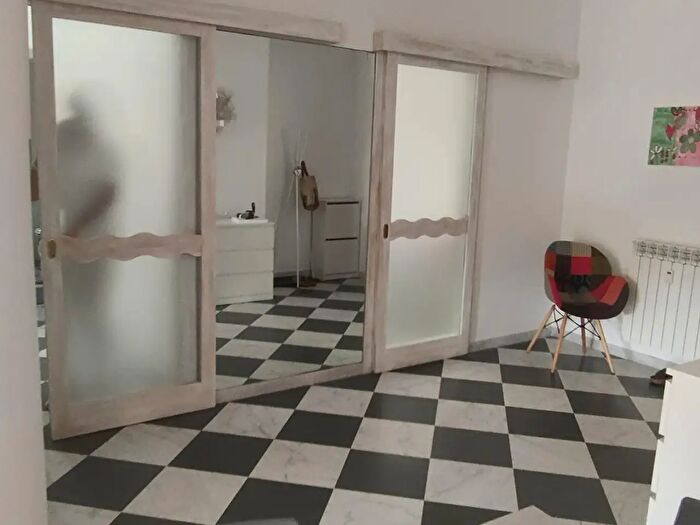 Appartamento con 5 locali in vendita in Carrara
