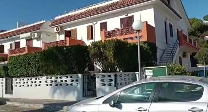 Appartamento trilocale in vendita in Viale Antonio Gramsci, Calopezzati