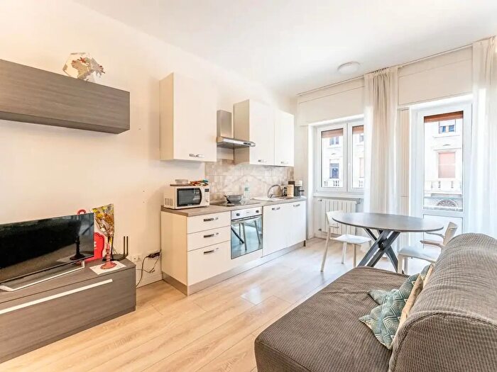 Appartamento bilocale in affitto in Via Luigi Federico Menabrea, Milano