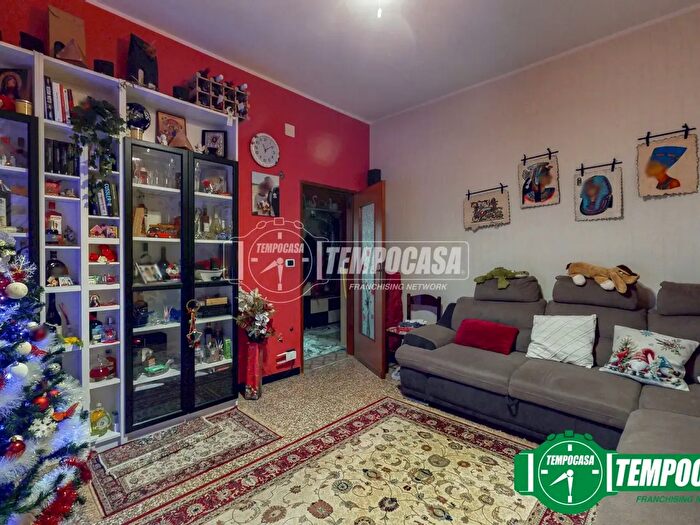 Appartamento trilocale in vendita in Via IV Novembre, Novi Ligure