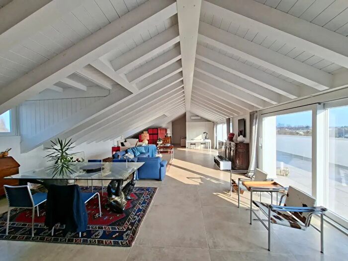 Appartamento con 5 locali in vendita in Via del Commissario, Padova