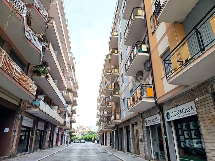Appartamento trilocale in vendita in Via Mario Pagano, Termoli