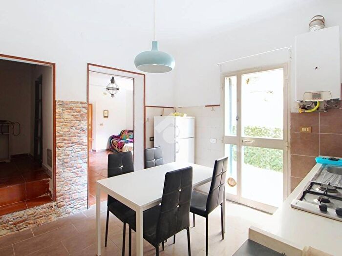 Appartamento quadrilocale in affitto in Via Cattaneo, Porta Fiorentina Leopolda, Pisa