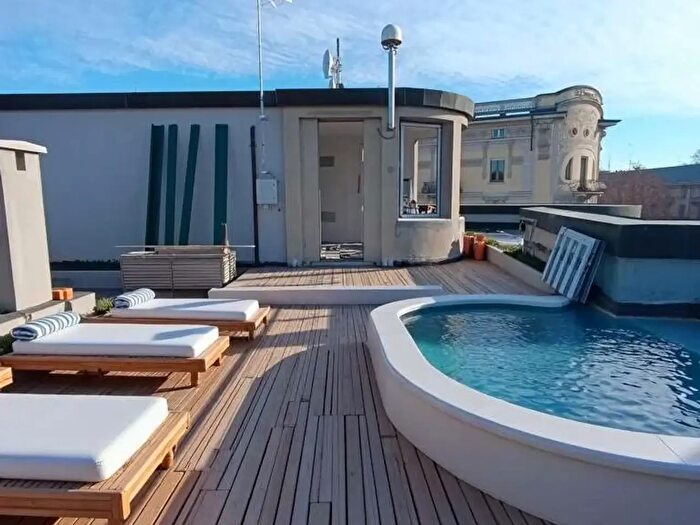 Appartamento con 5 locali in vendita in XX Settembre, Novara