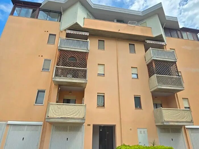 Appartamento trilocale in vendita in Via Vestina, Montesilvano